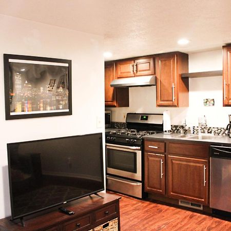 1 Bed Apt - Amazing Location 1 Block To Carson St 匹兹堡 外观 照片